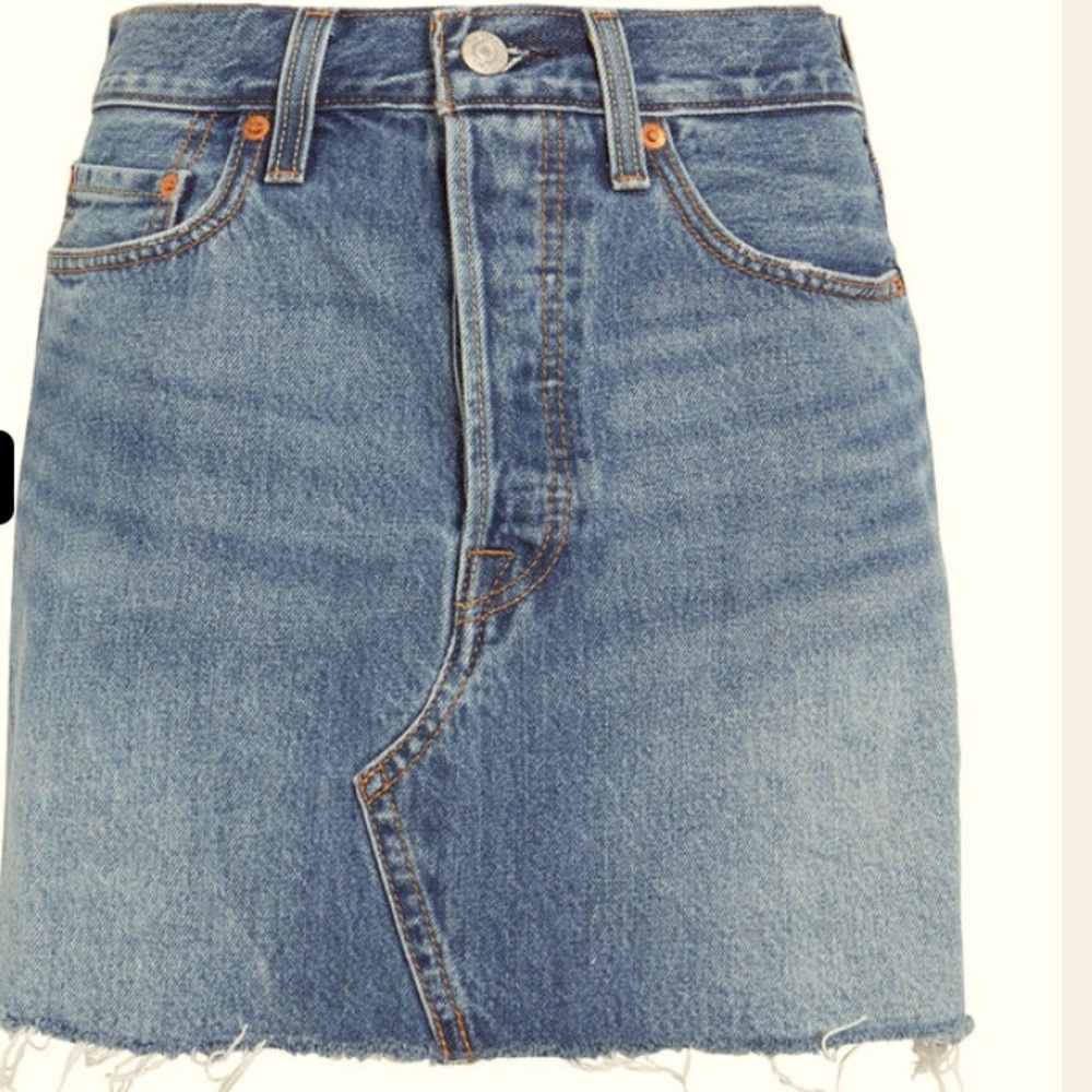 LEVI'S
Deconstructed Denim Skirt size 27 “ waist cowboy cowgirl country jean